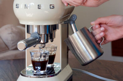 تعمیر اسپرسو ساز اسمگ | اسپرسوساز اسمگ خود را به کجا بسپارید؟